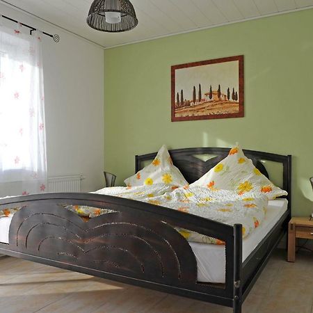 Gaestehaus Vinaria Kinheim ภายนอก รูปภาพ